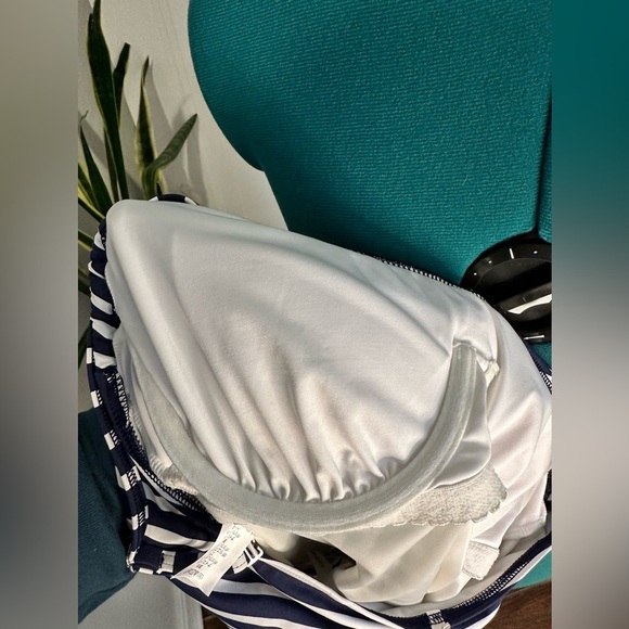 Lands End Women's V Neck Tankini Swimsuit Underwire Top Striped Size 10 navy - Picture 9 of 11